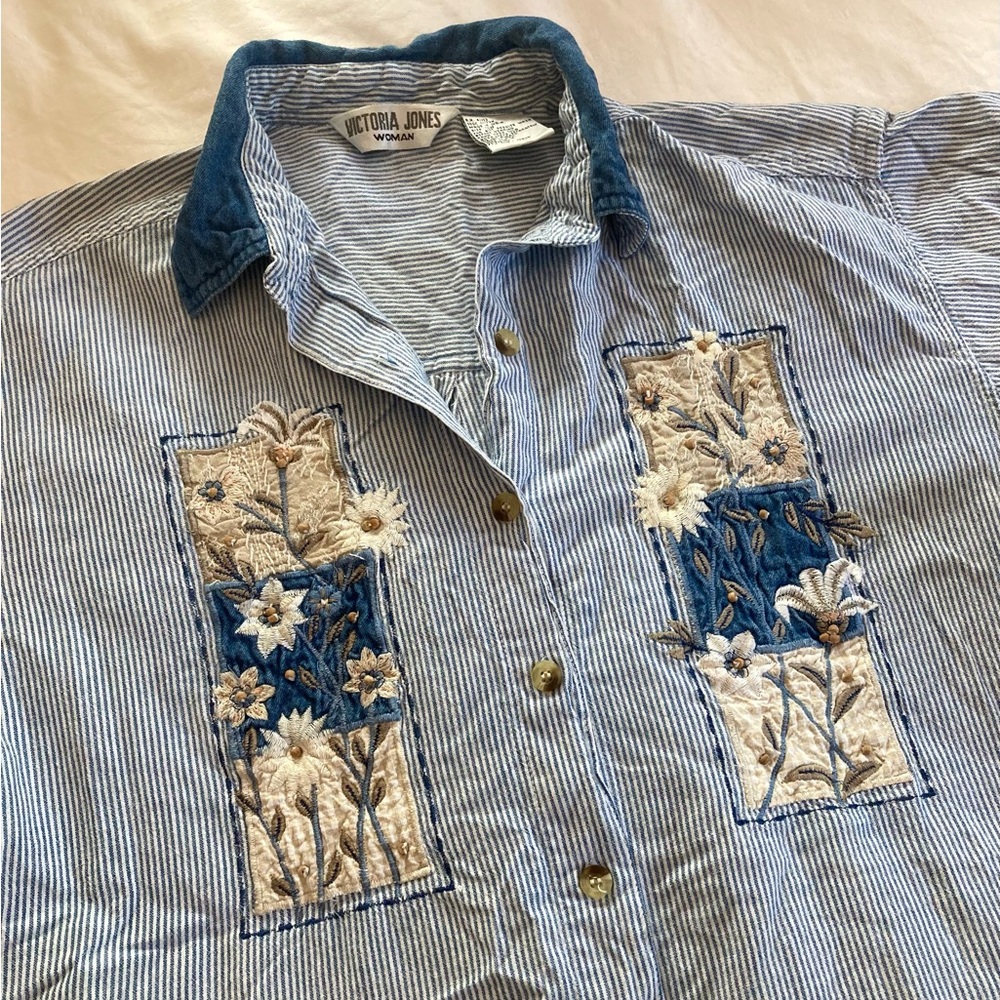 🌾Vintage 80s/90s Victoria Jones Cottagecore Embroidered Button Down Shirt